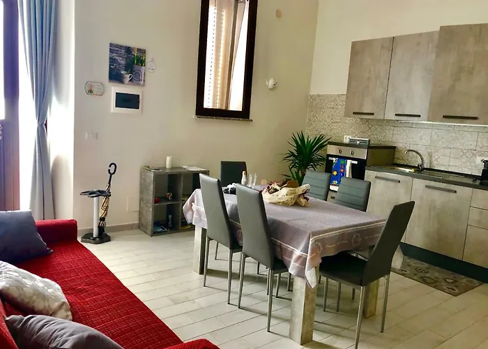 Leonard Casa * Riposto