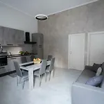 Leonard Casa ريبوسْتو